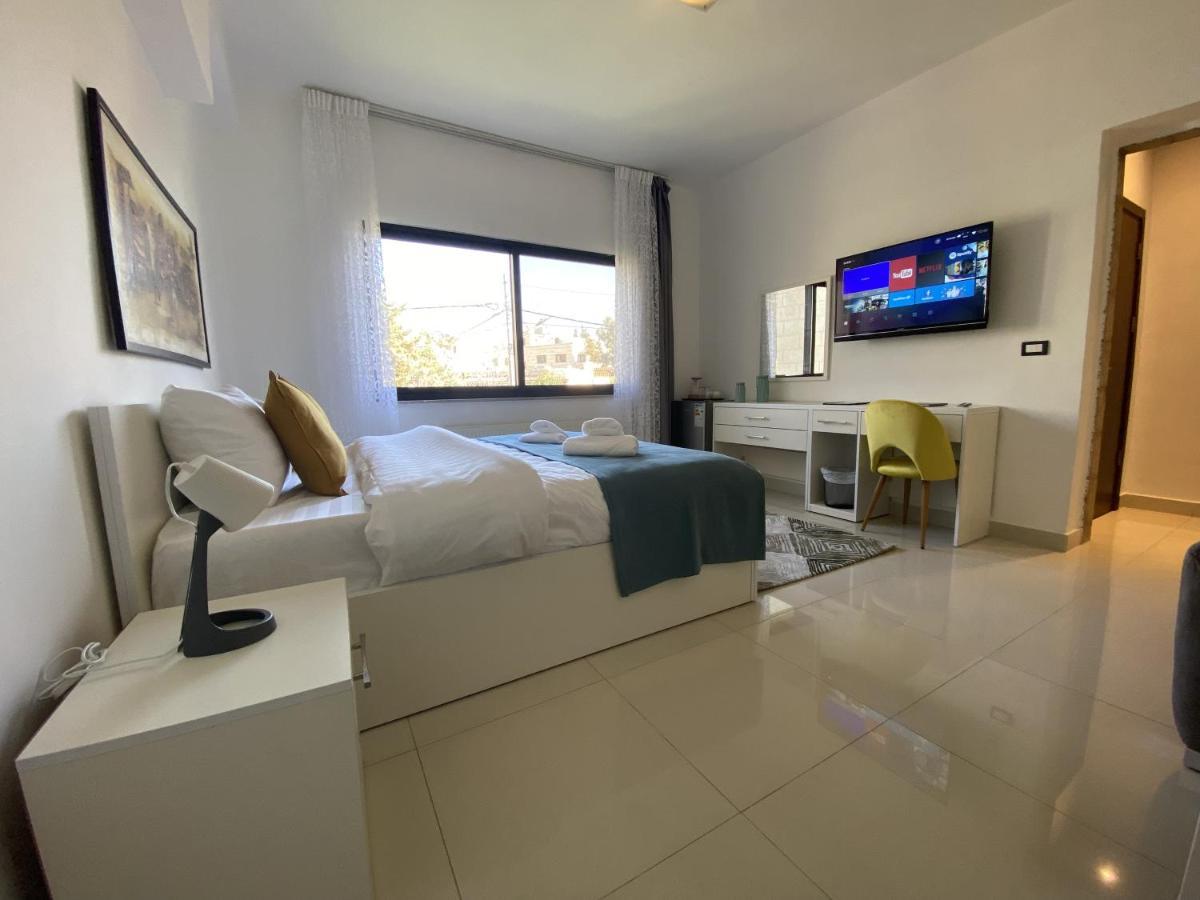 Lemon Tree Residence Amman Exterior photo