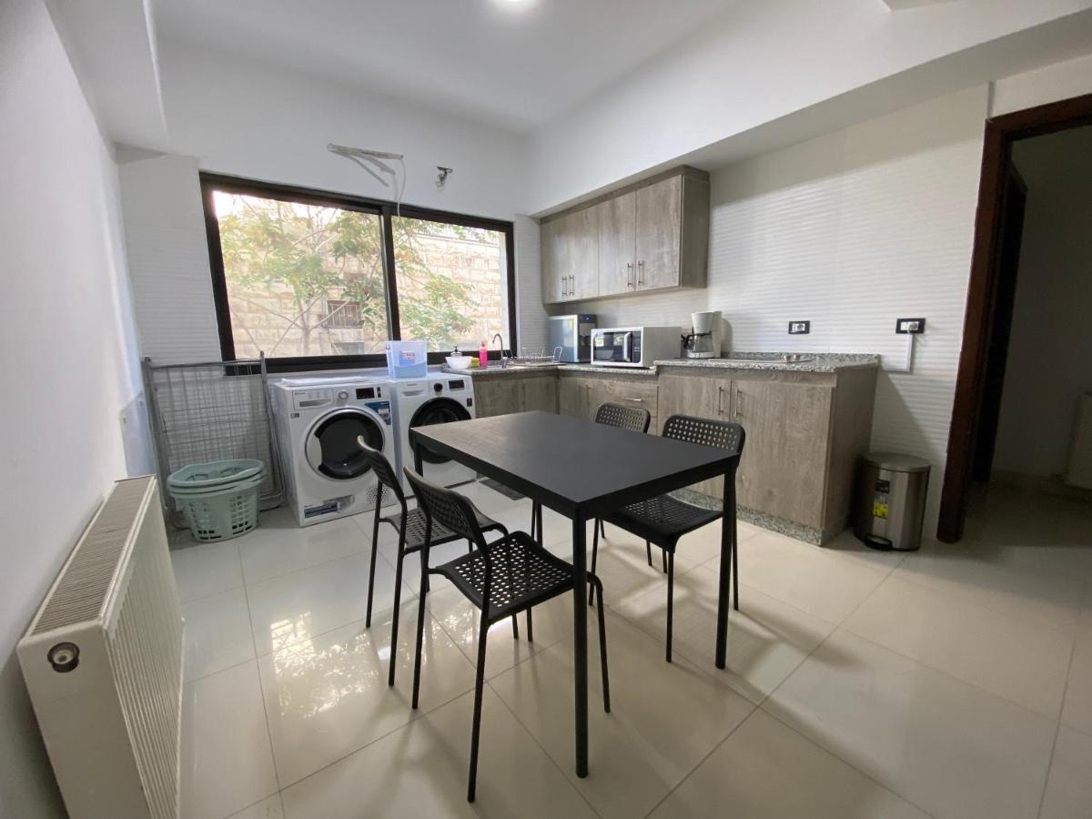 Lemon Tree Residence Amman Exterior photo