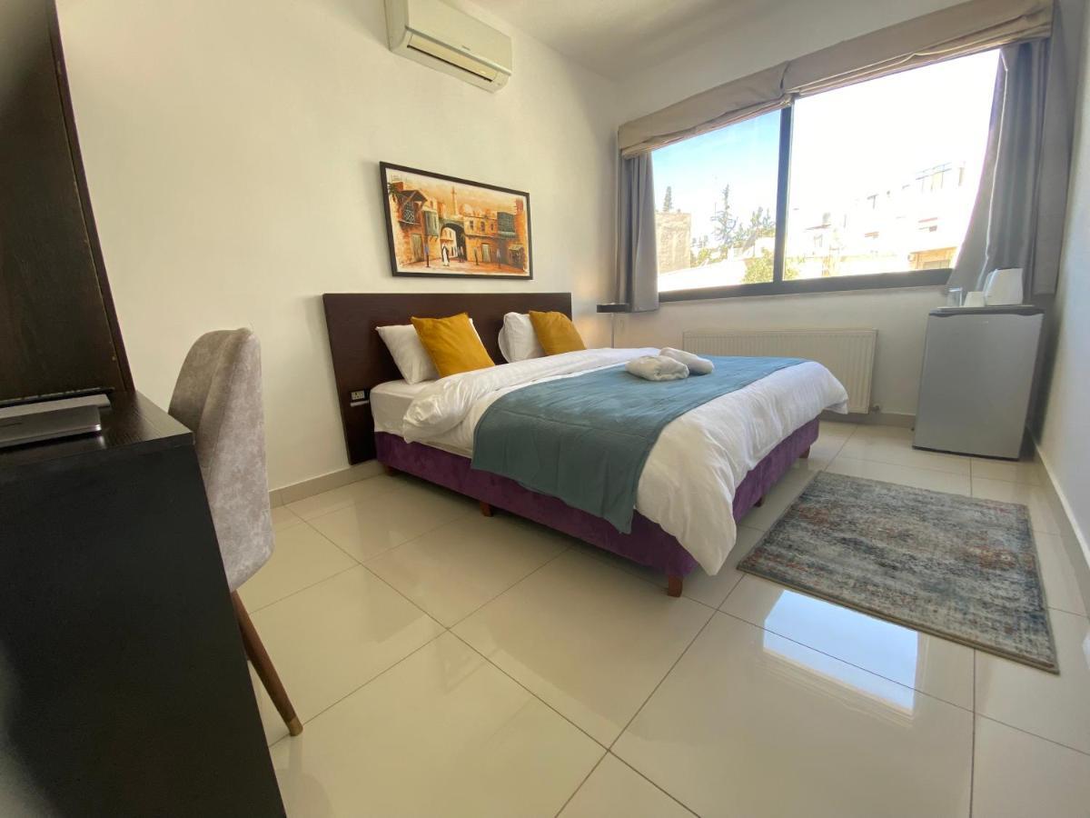 Lemon Tree Residence Amman Exterior photo