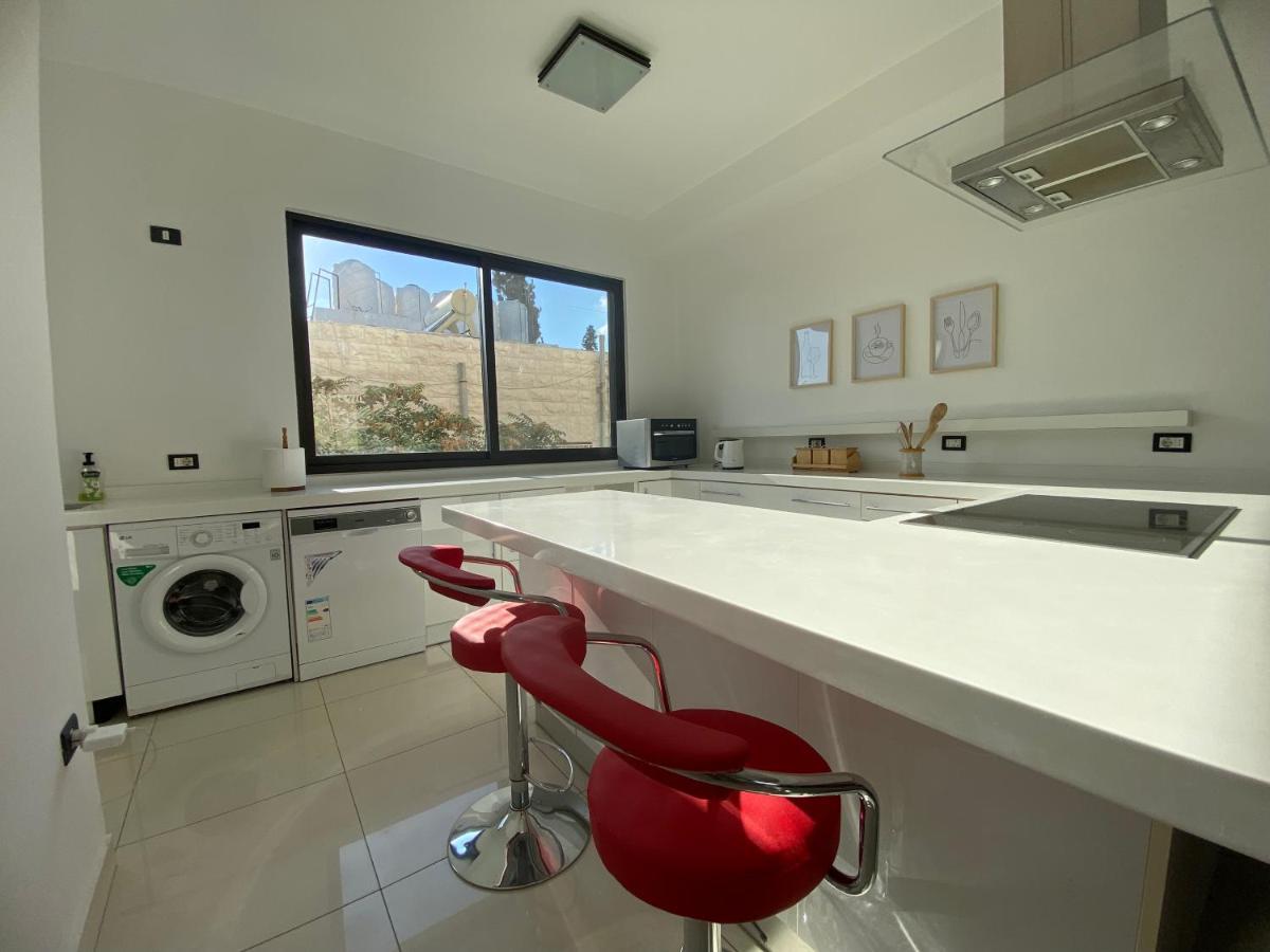 Lemon Tree Residence Amman Exterior photo